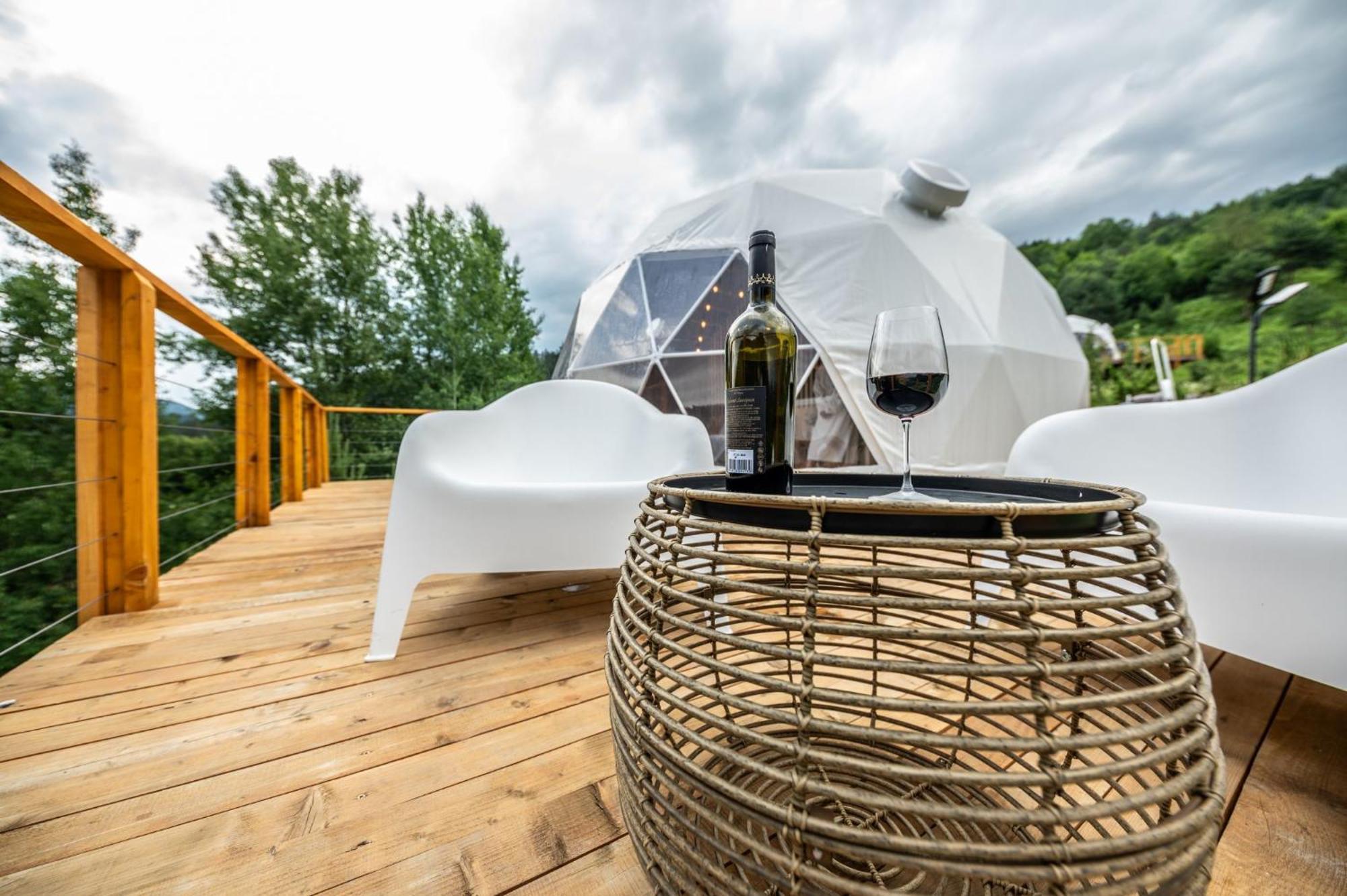Luxury tent Zenzia Glamping Piatra Neamt