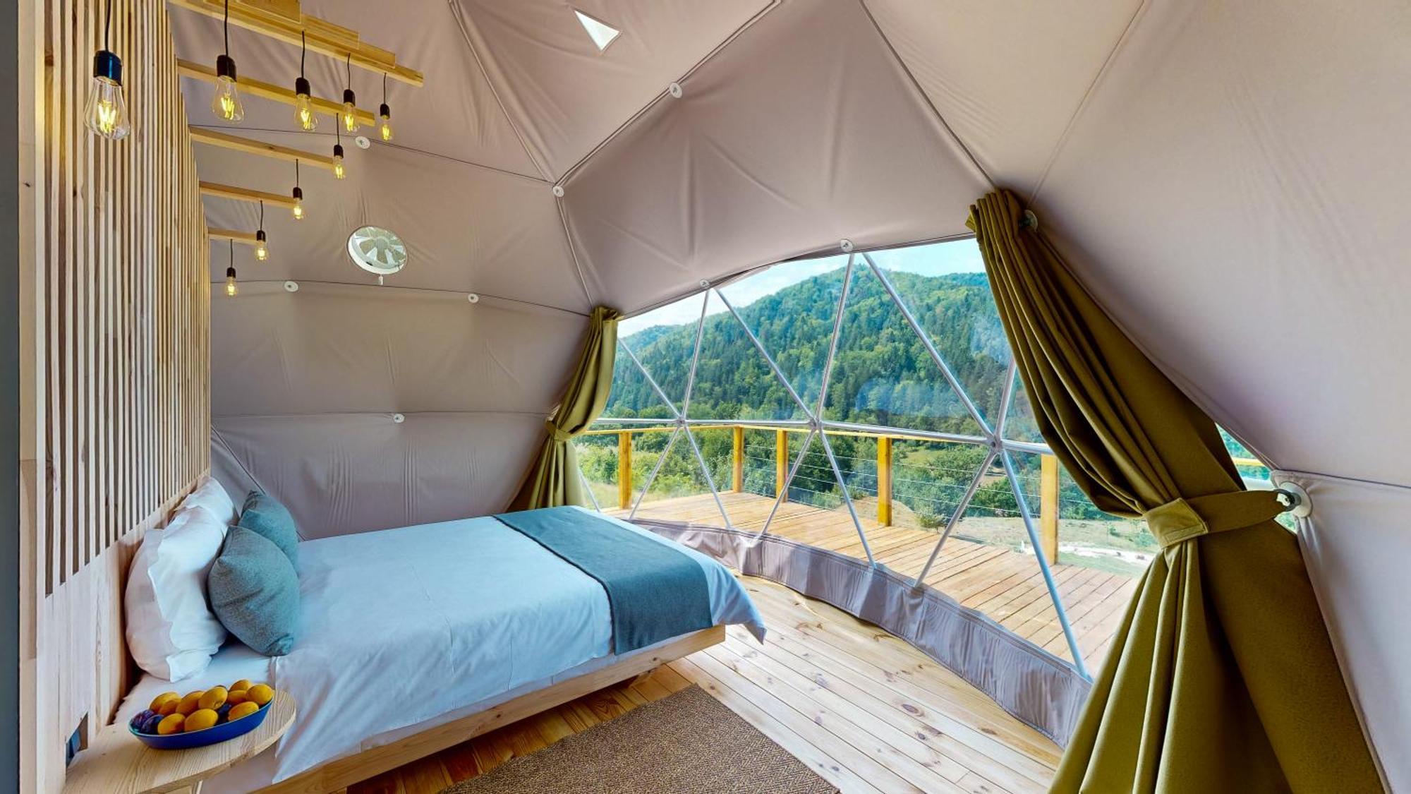 Zenzia Glamping * Piatra Neamţ